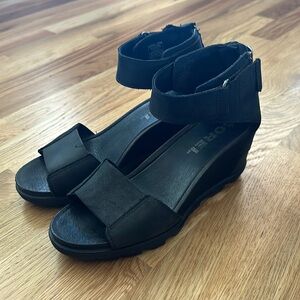 Sorel wedge sandals 7.5 black